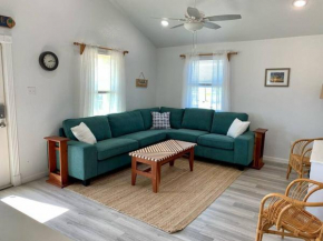 Modern 3BR w/ Huge Deck - Walk to beach!